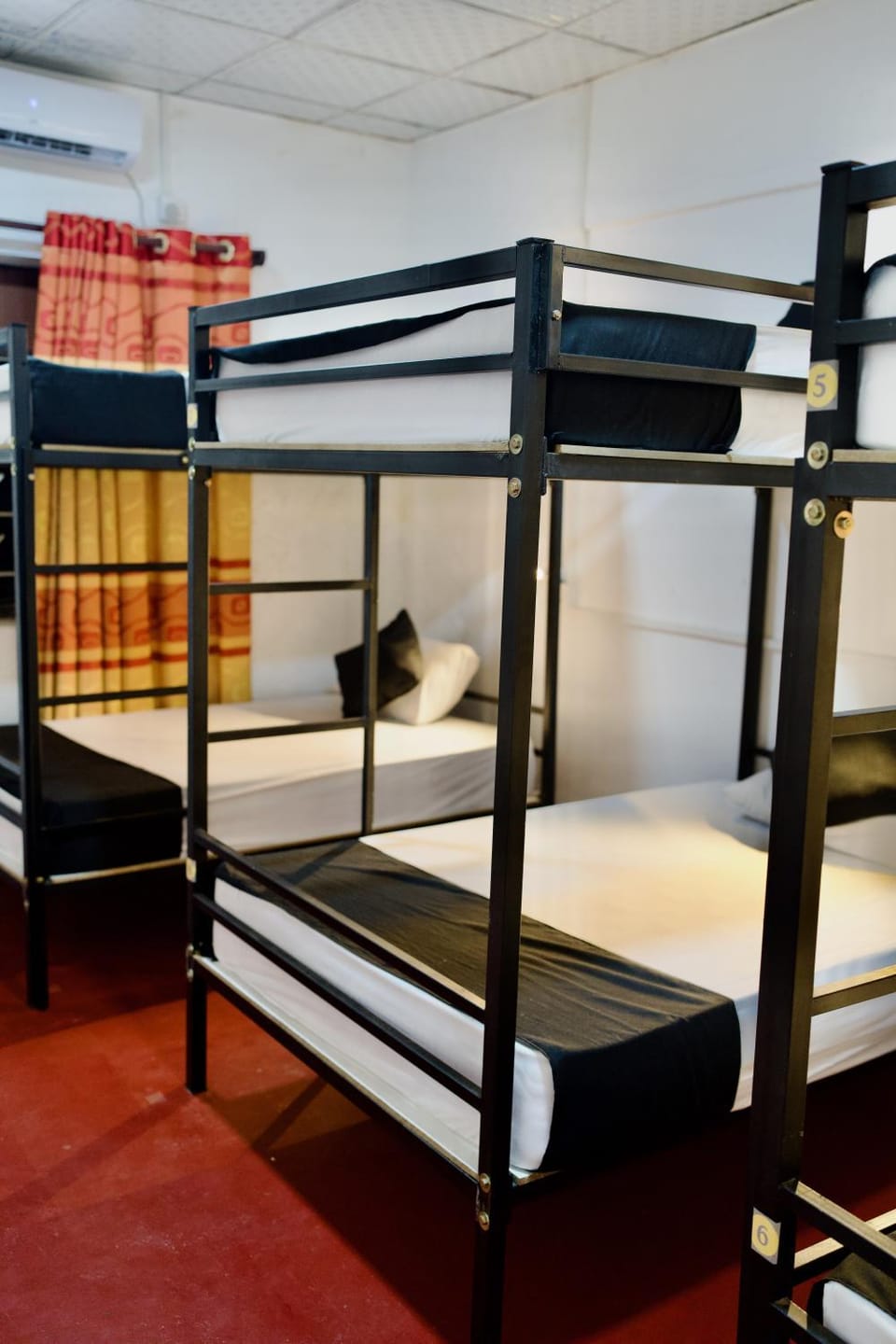 Bed, bunk bed