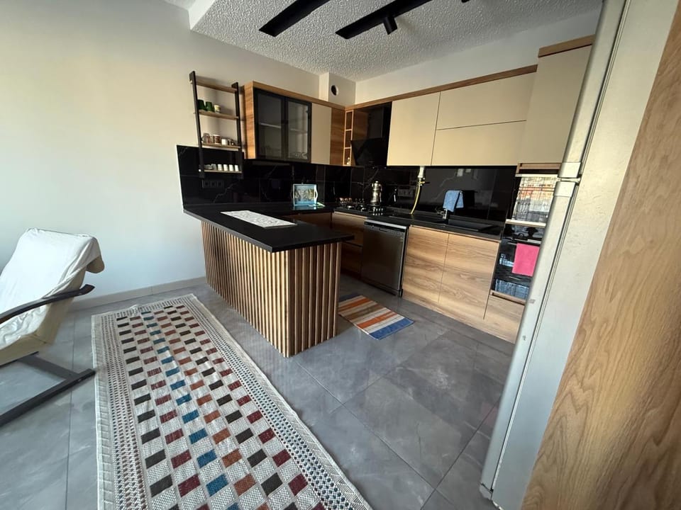 Huzurlu Aile Evi Kuşadası Güvenlikli Havuzlu Site Apartment in Kusadasi