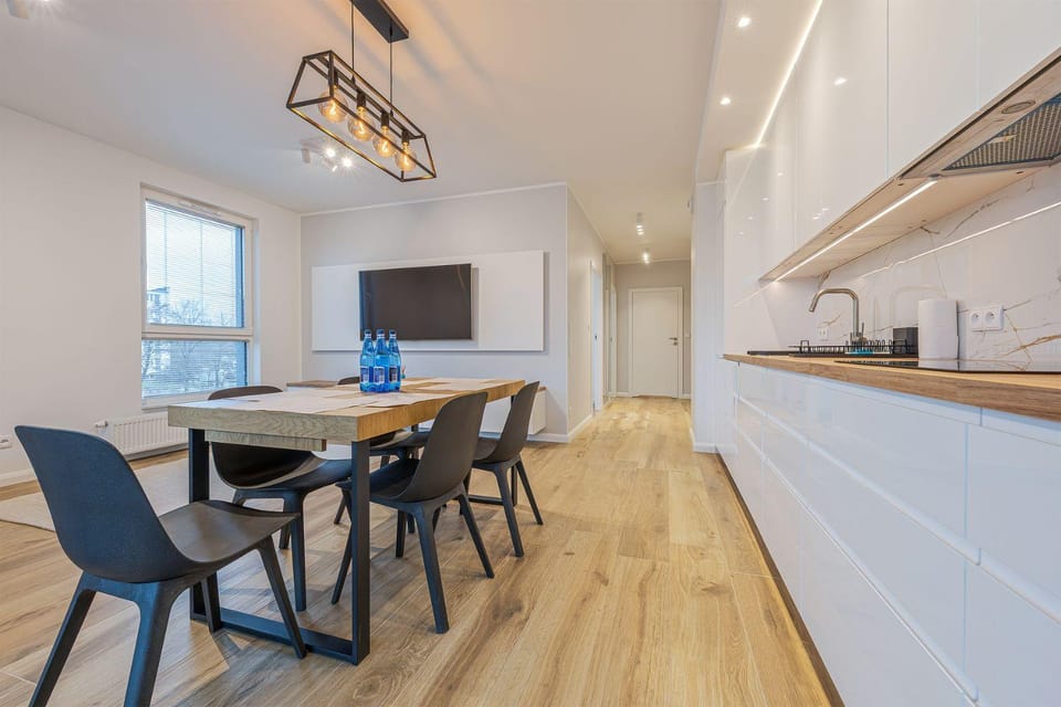 Kitchen or kitchenette, Living room, Dining area