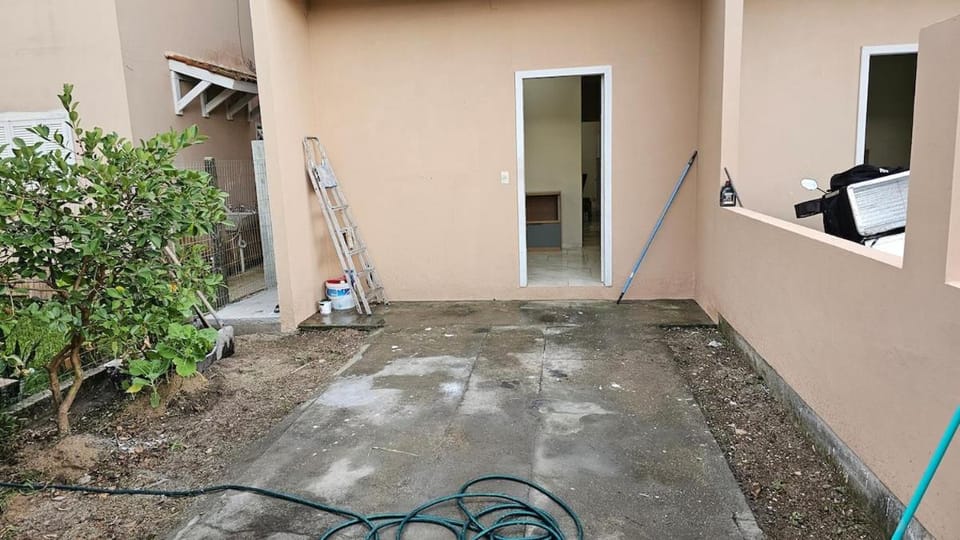 Apto térreo com terreno Apartment in Florianopolis