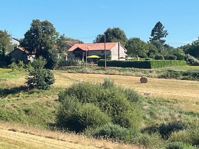 Les Casaniers, La Grange House in Nouvelle-Aquitaine