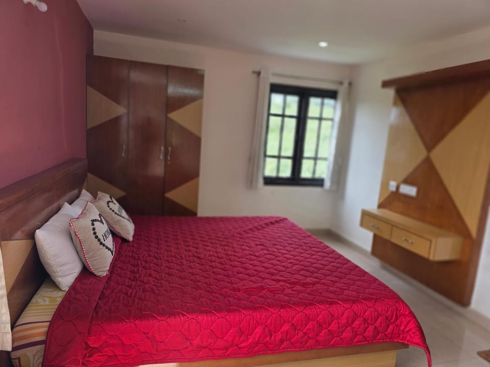 Budget friendly hills view villas Villa in Kodaikanal