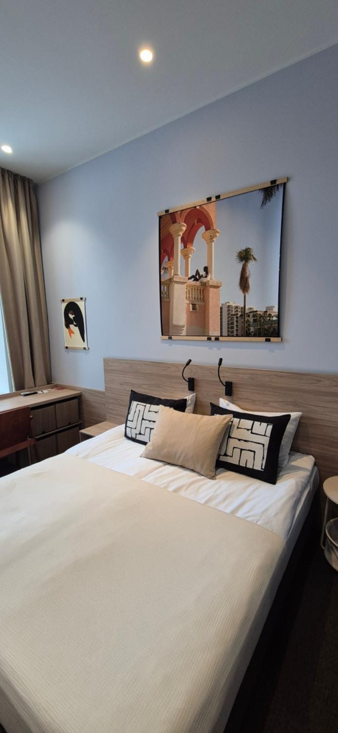 Private Double Room in Hotel Building Apartment in Vilnius