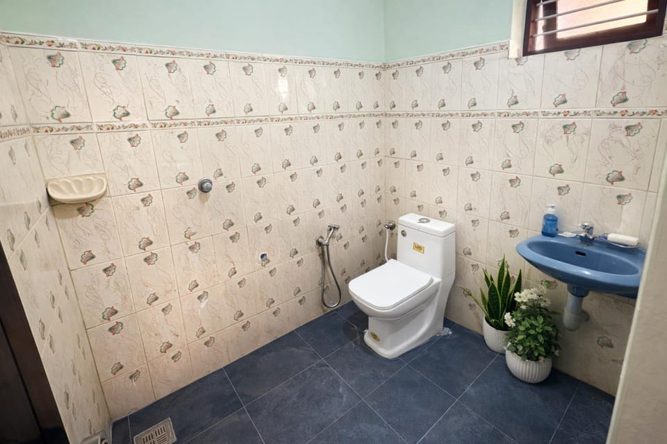 Toilet, Bathroom