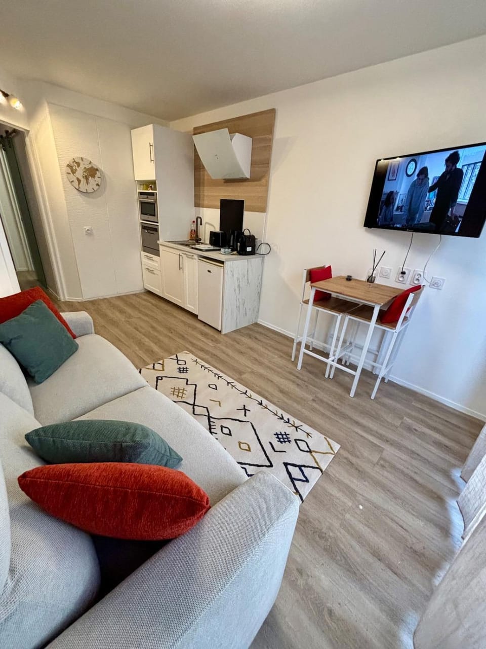 Studio Cosy et élégant avec Terrasse Apartment in Caluire-et-Cuire