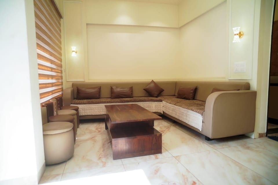 Shree Guru Ashray Hotel in India
