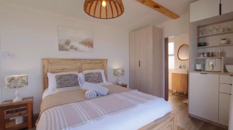 Khayalena Beach House - Tides Reach Apartment in KwaZulu-Natal