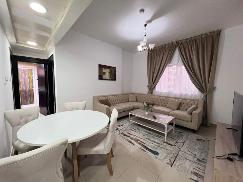 Malik property Apartment in Al Sharjah