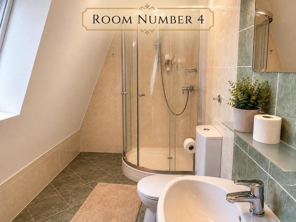 Castle Park Suites Bed and Breakfast in Budapest