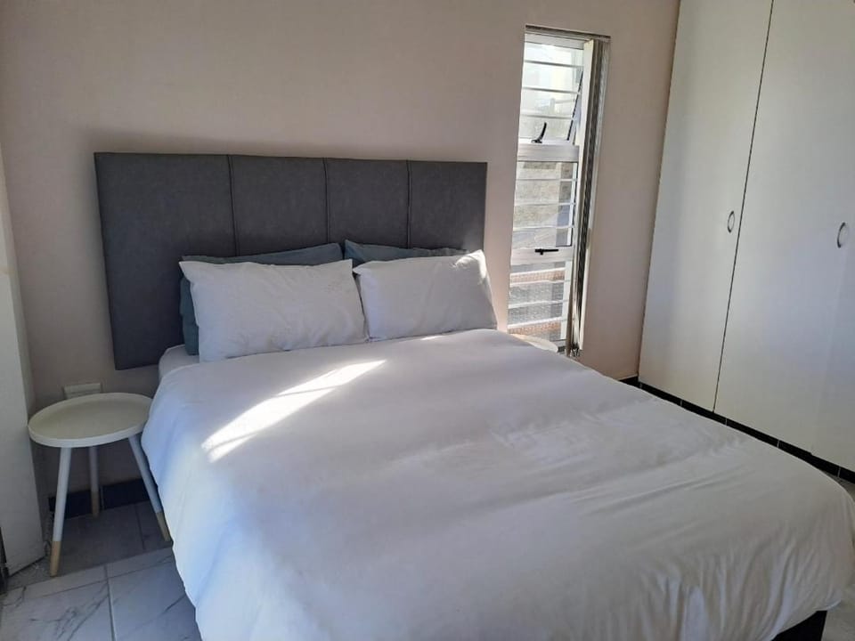 4 Rockaway Margate Apartment in Margate