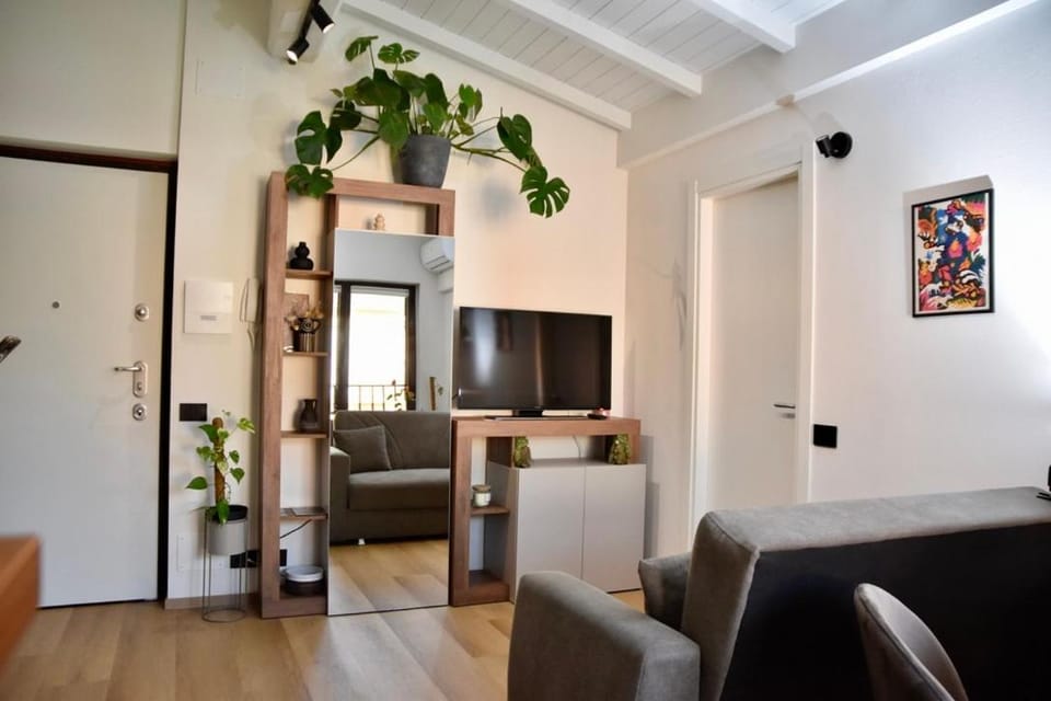TV and multimedia, Living room, air conditioner