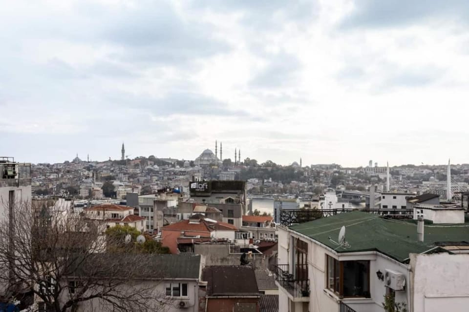 Galata Tower 2BD2Bath Authentic Gem! #412 Apartment in Istanbul