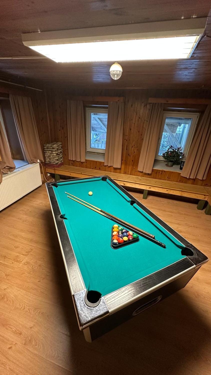 Billiard, Billiard, Game Room, Seating area