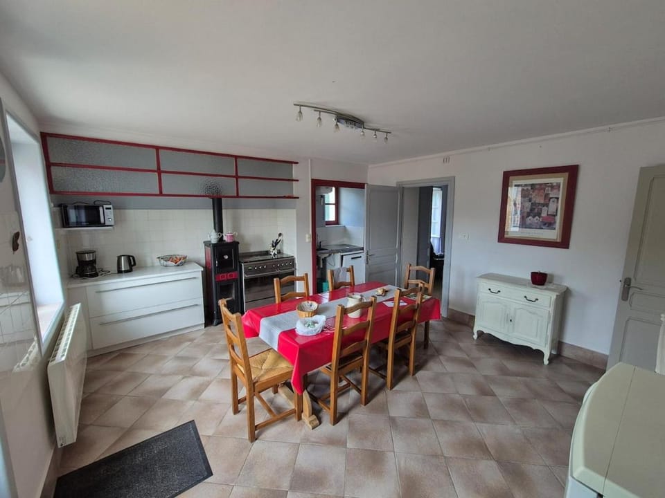 Maison de Jules House in Bourgogne-Franche-Comté