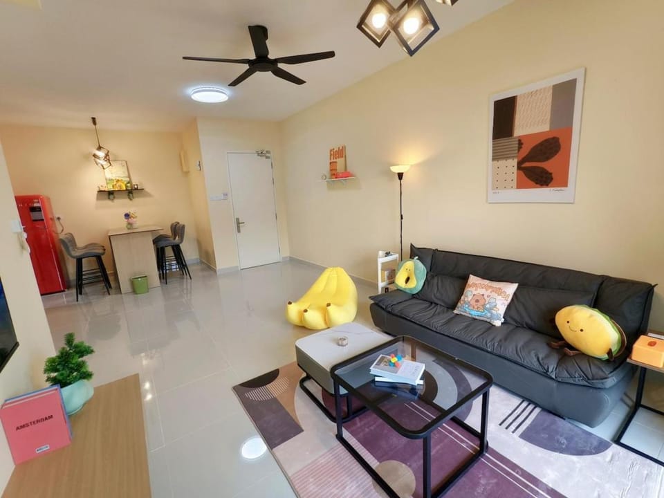 Colorful Your Day 8pax, 2 day stay -20 Percent Offer Apartment in Malacca