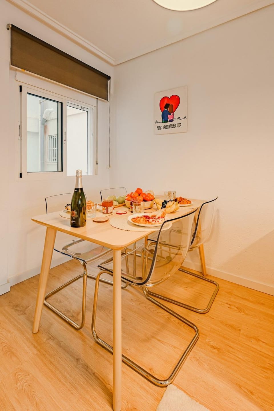 The Cabanal Beach House - 10 min to ocean, FastWifi, AC, Coffee Apartment in Valencia
