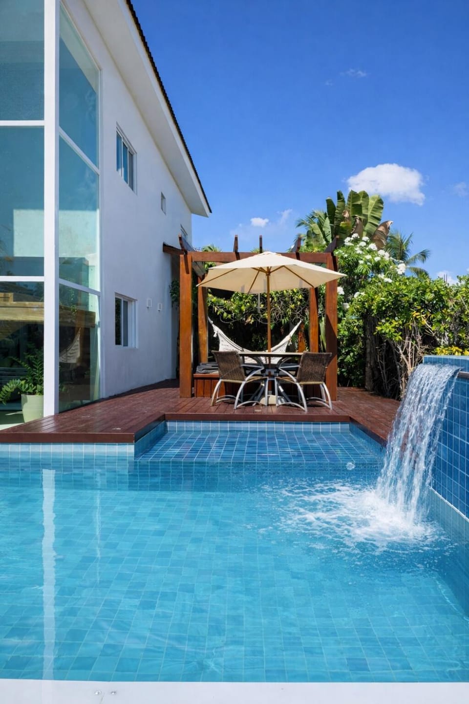 Pool view, Swimming pool