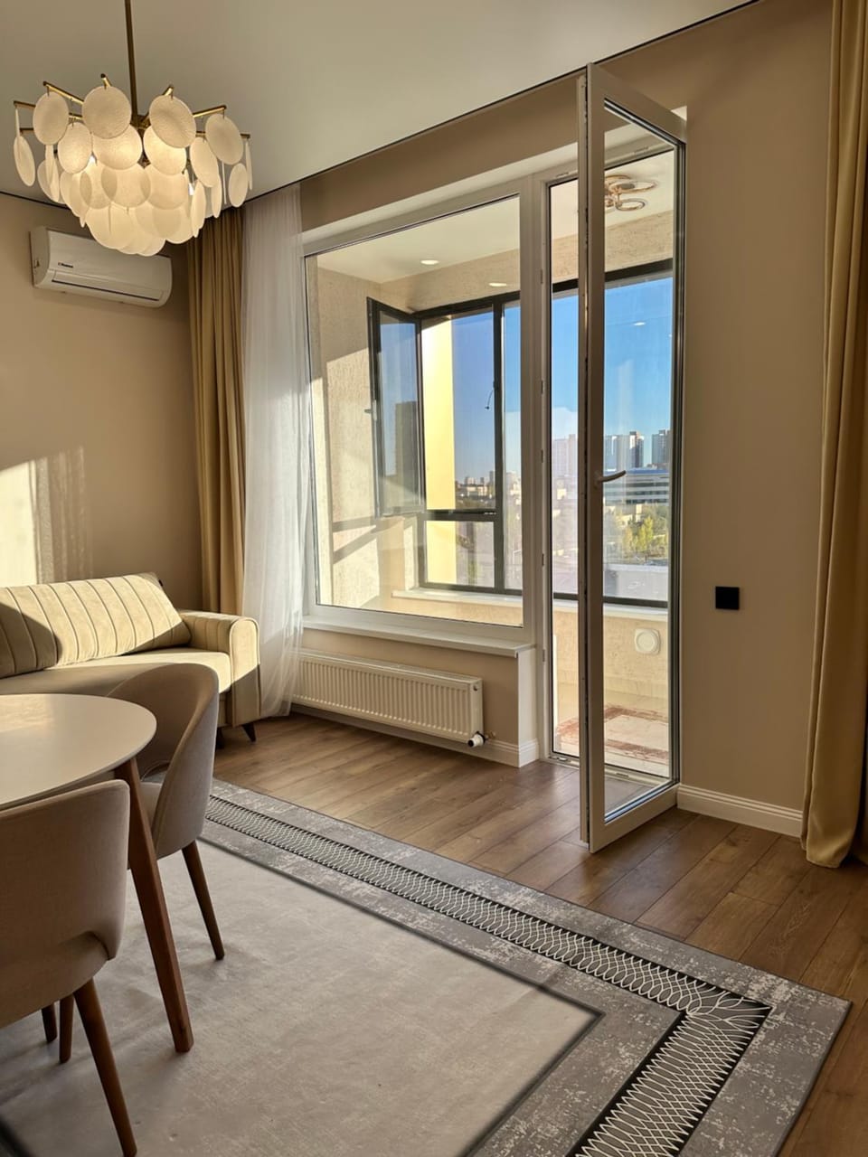 View (from property/room), Balcony/Terrace, Seating area