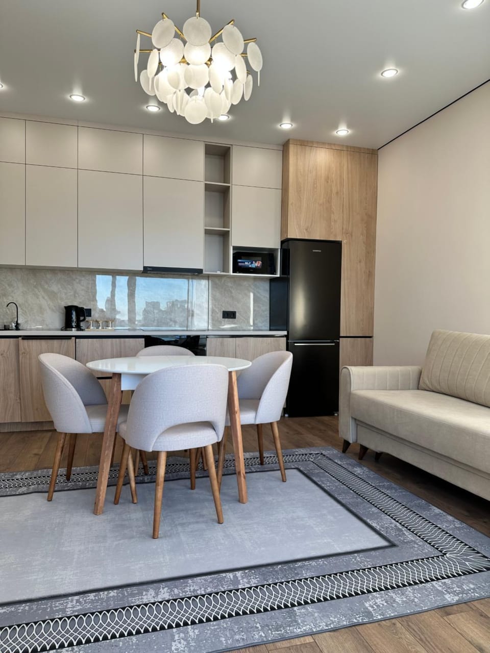 Seating area, Dining area