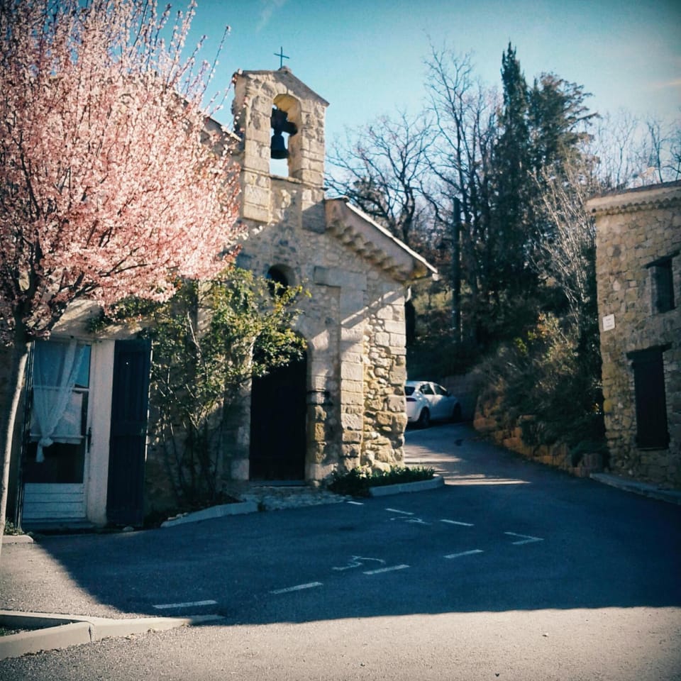 Off site, Place of worship, On site, Landmark view