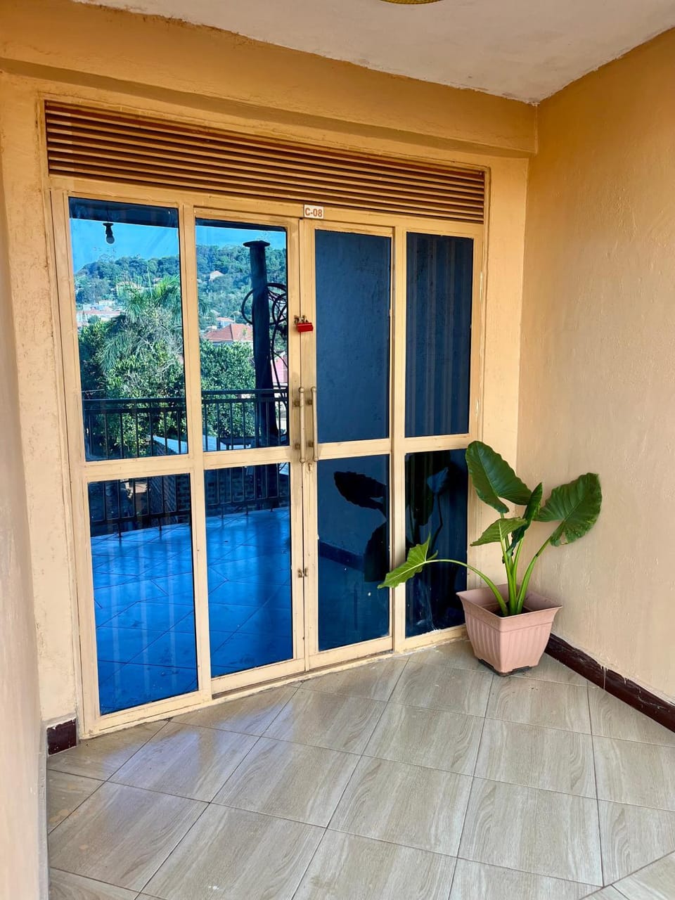Stylish Smart Studio Apartment Apartment in Kampala