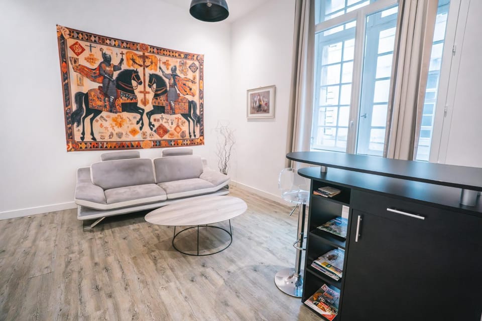 Living room, Lounge or bar
