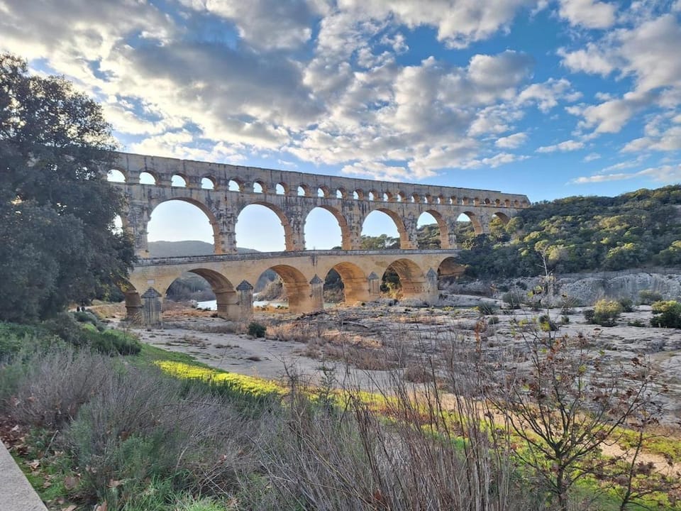 Farmhouse near Uzès, quiet and charming Villa in Provence
