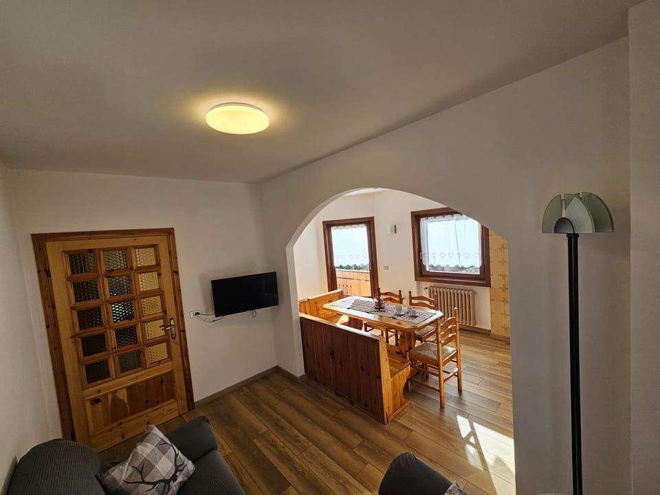 Communal lounge/ TV room, TV and multimedia