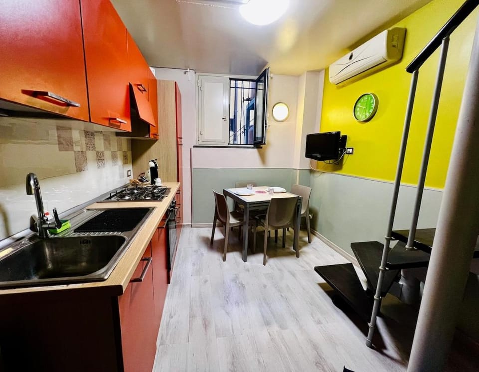 Grazioso bilocale Catania centro vicino stazione Apartment in Catania
