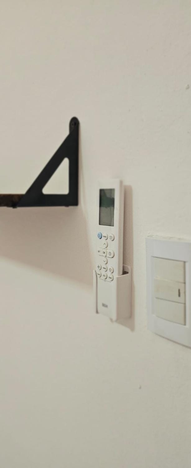 Bedroom, air conditioner