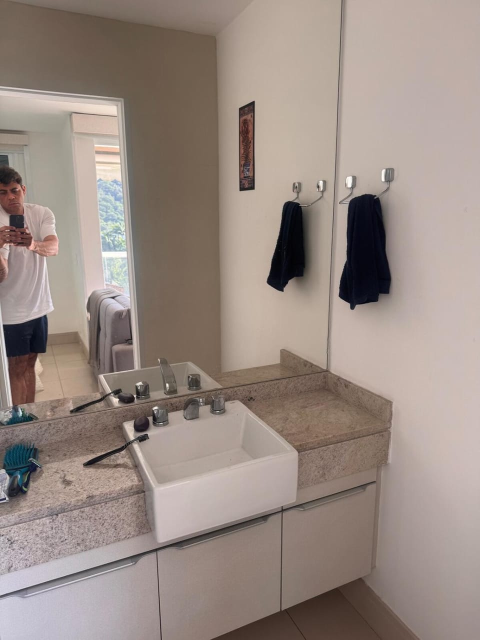 Bathroom, towels