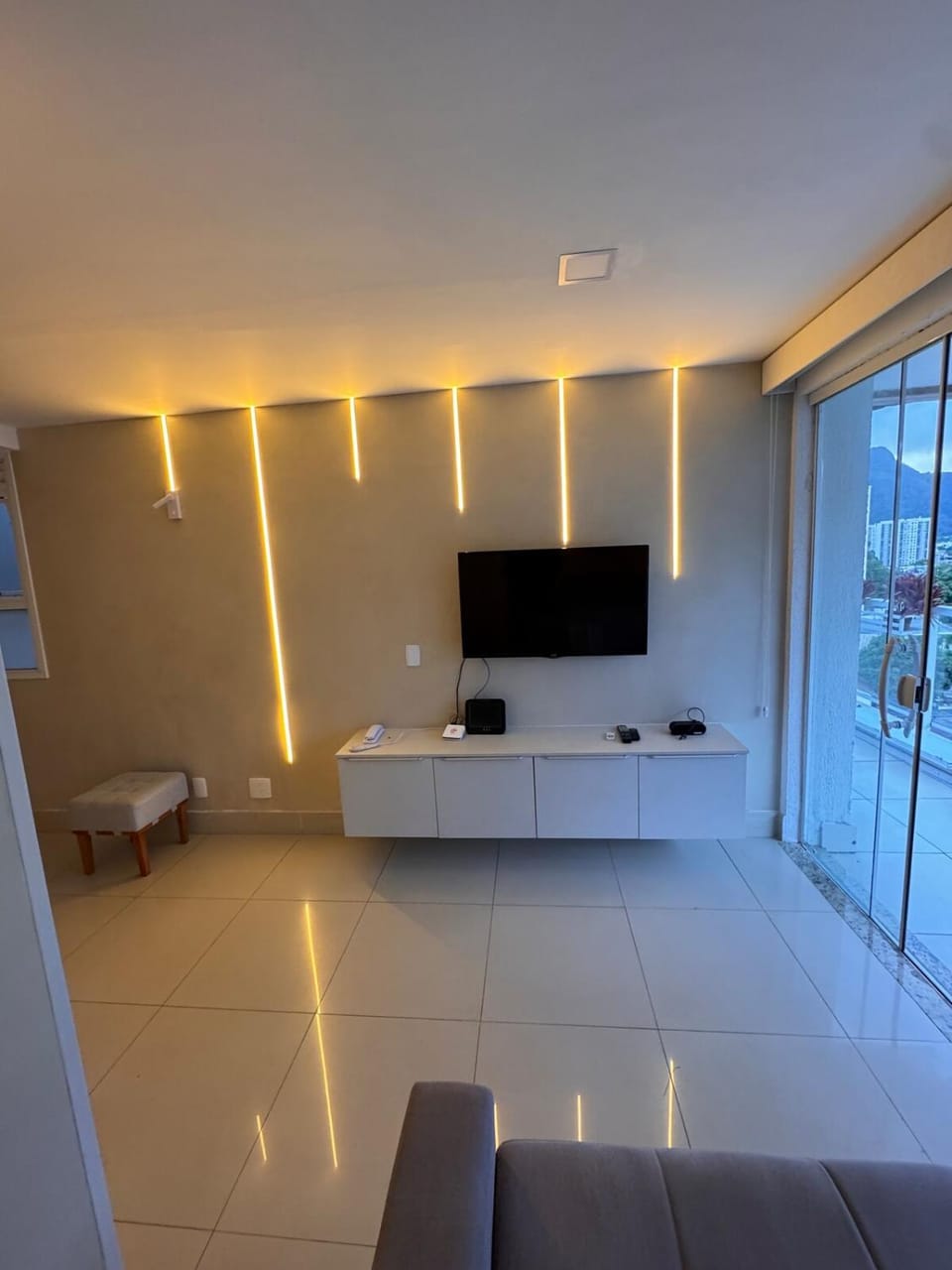 Communal lounge/ TV room, TV and multimedia, Seating area