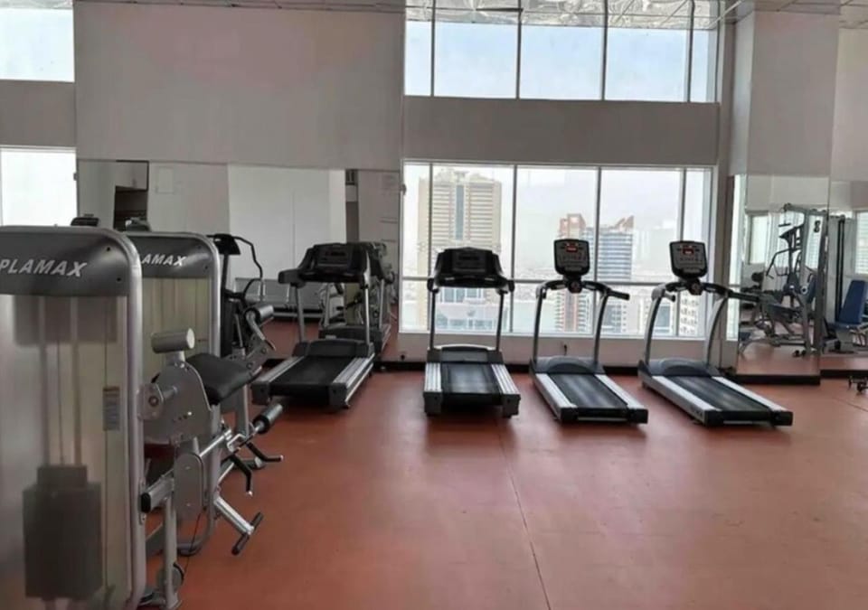 Panoramic Sea & Skyline View Private Room Bed and Breakfast in Al Sharjah