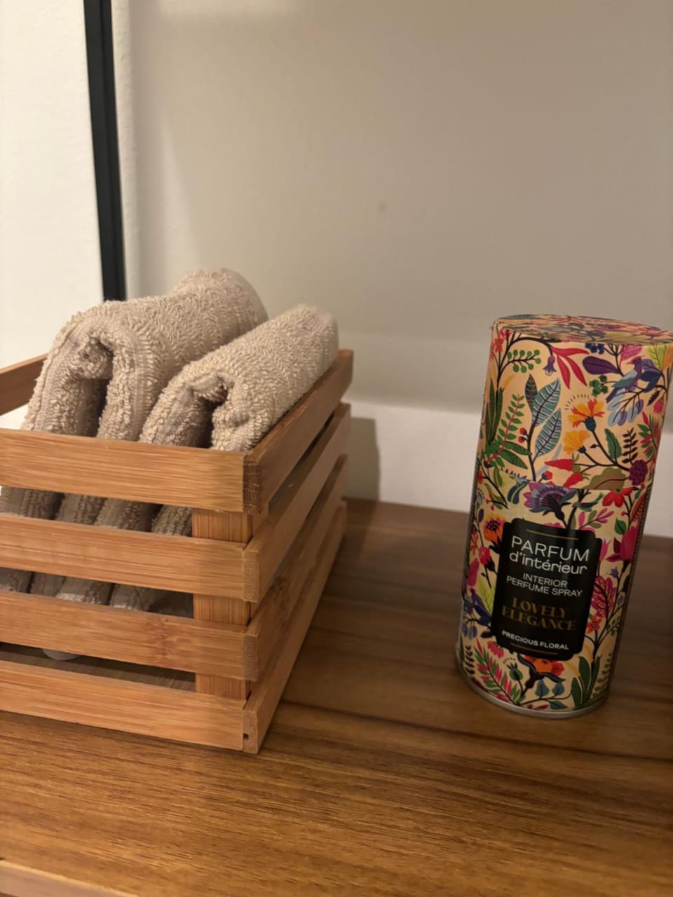 Modern 1BR and Sofa Bed Near Airport Apartment in Brussels