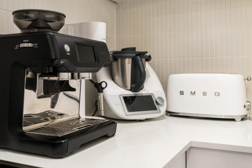 Coffee/tea facilities, Kitchen or kitchenette, toaster