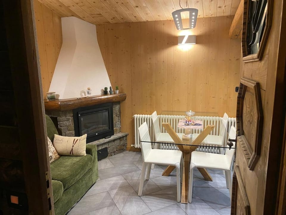 BAITA RAINOLTER Bilocale piano terra zona funivie Apartment in Bormio