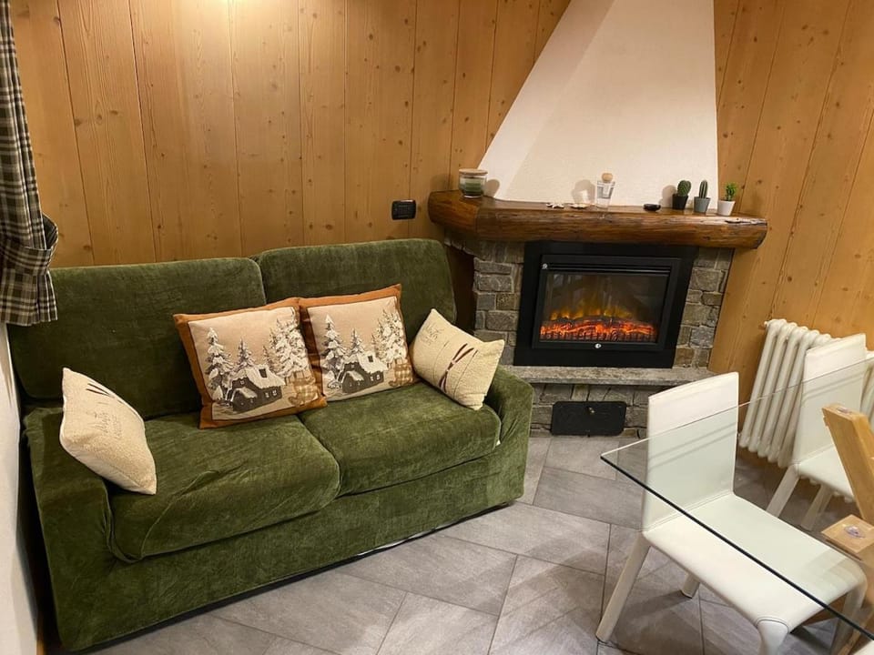 BAITA RAINOLTER Bilocale piano terra zona funivie Apartment in Bormio