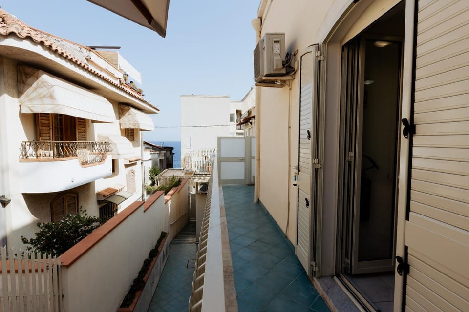 Property building, View (from property/room), Balcony/Terrace