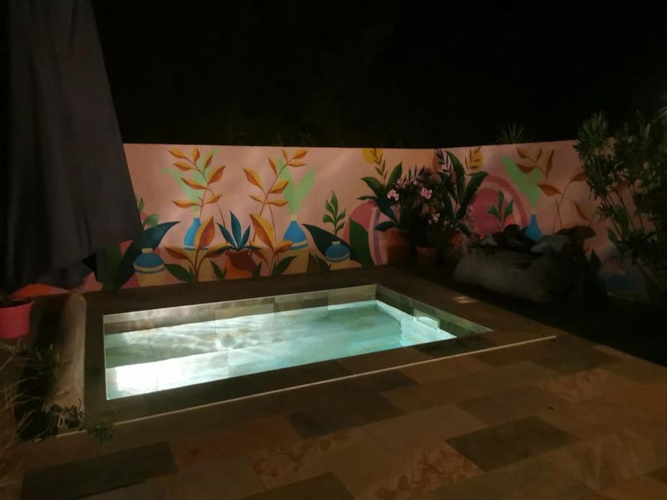 Patio, Pool view, Swimming pool