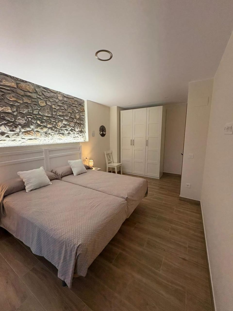 Bedroom, wardrobe