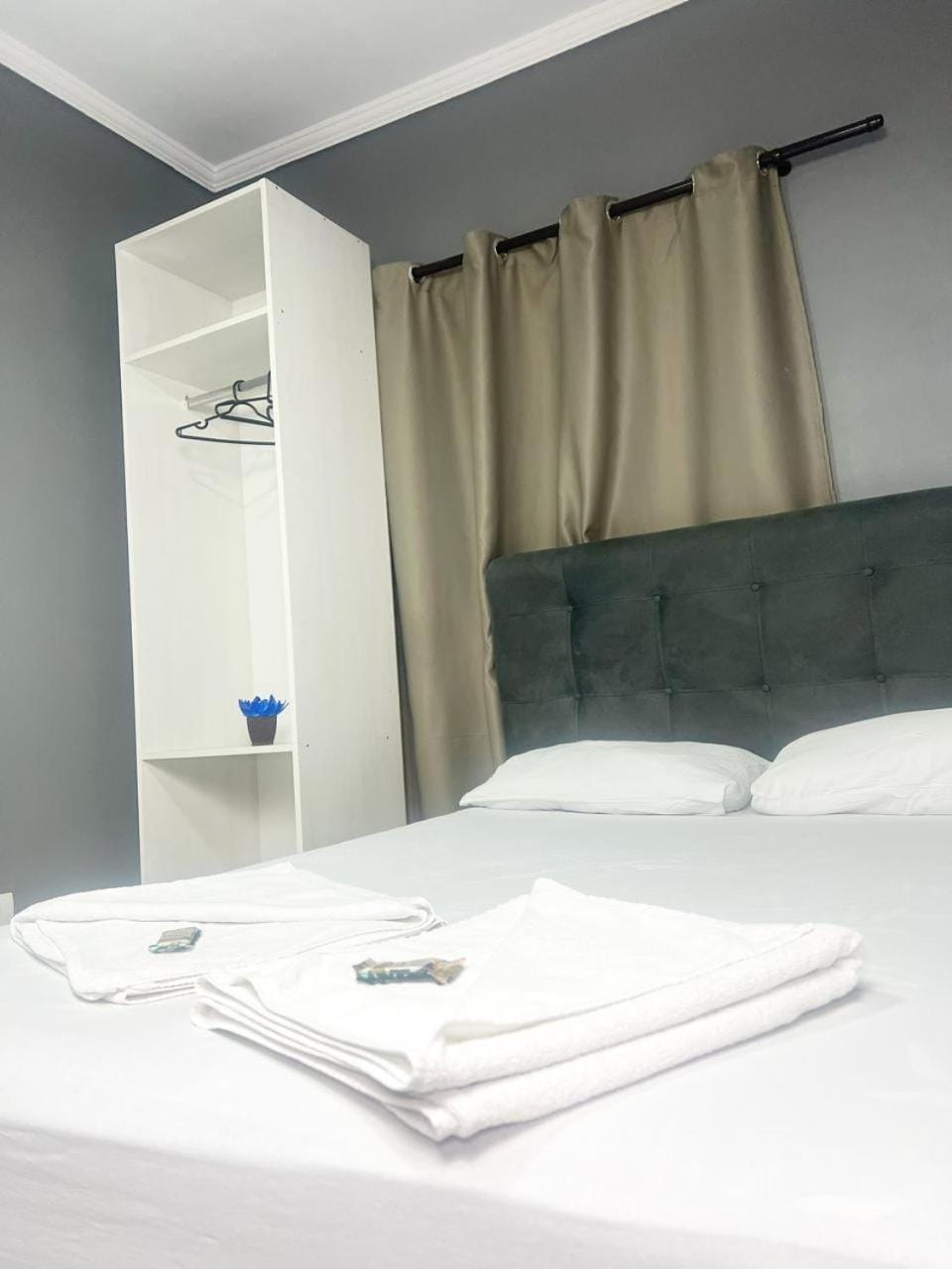 Hostel Anprado #2-Próximo ao Aeroporto de Guarulhos com Kit Café da Manhã Incluso Hotel in Guarulhos