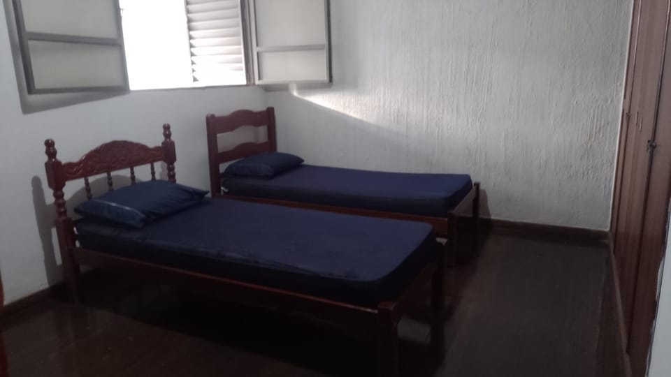 Excelente apartamento - 50 Passos da Beira Lago Apartment in State of São Paulo