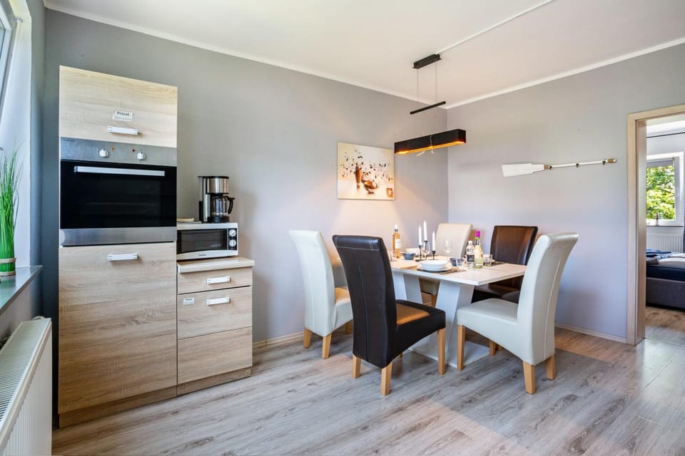 Property building, Kitchen or kitchenette, Living room