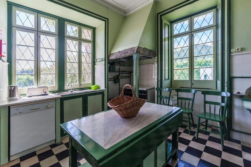 Luxury Vila Miramar Villa in Vila Franca do Campo