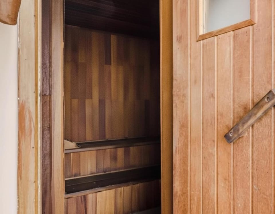 Sauna, Sauna, Spa and wellness centre/facilities