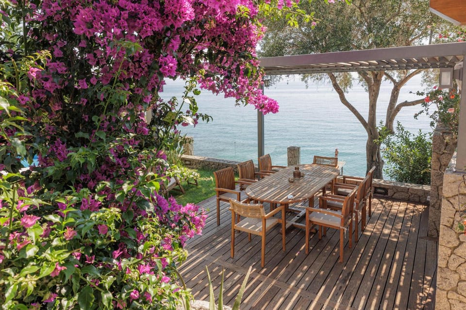 Day, View (from property/room), Balcony/Terrace, Dining area, Sea view