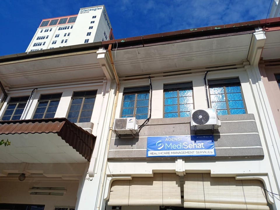 Property building, View (from property/room)