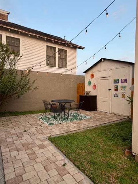 JazzFest Central Spotless 3BR w Driveway House in New Orleans