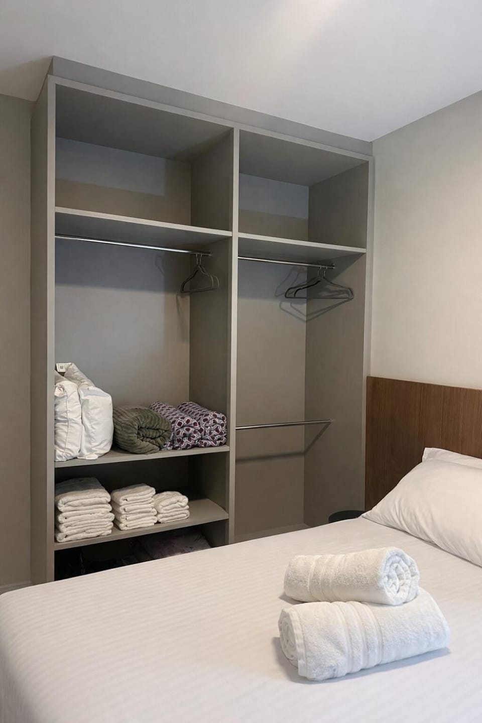Flat novo próximo ao Hard Rock Apartment in Porto Belo