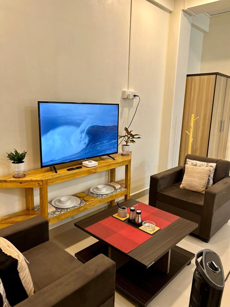 TV and multimedia, Seating area